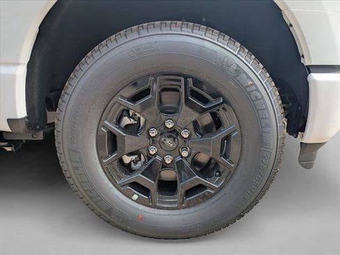 New 2025 Ford F150 Lightning XLT image 10