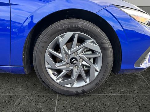 Used 2024 Hyundai Elantra SEL image 9