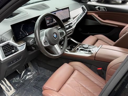 Used 2024 BMW X5 xDrive40i w/ M Sport Package AWD/4WD image 24