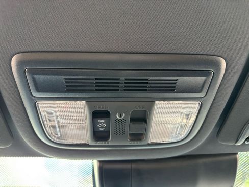 Used 2019 Honda Civic Sport Touring image 28