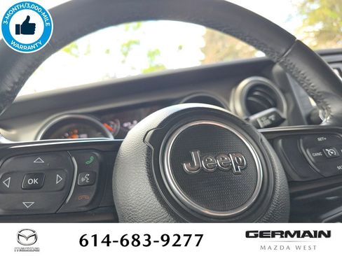 Used 2018 Jeep Wrangler Unlimited Sport S AWD/4WD image 24