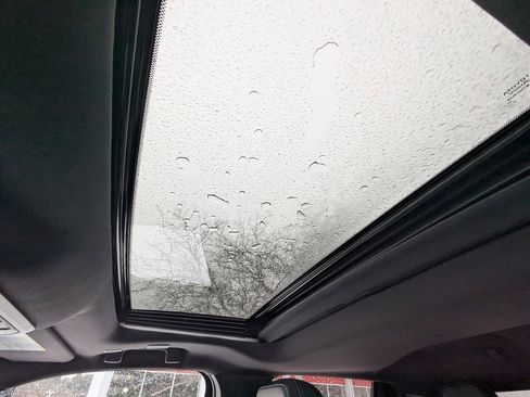 Used 2024 Toyota Tacoma TRD Off-Road image 19