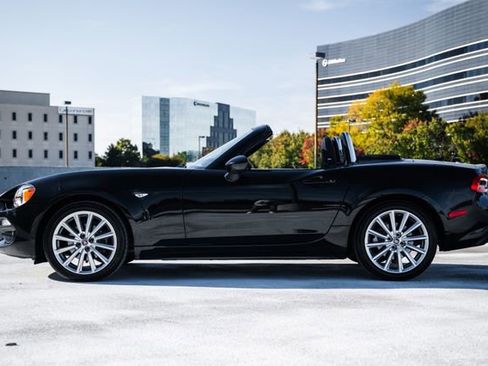 Used 2017 FIAT 124 Spider Lusso image 67