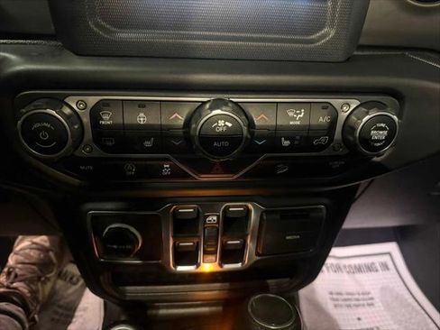 Certified 2021 Jeep Wrangler Unlimited Sport image 32