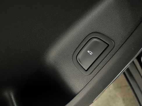 New 2026 GMC Acadia Elevation w/ Elevation Premium Package image 30