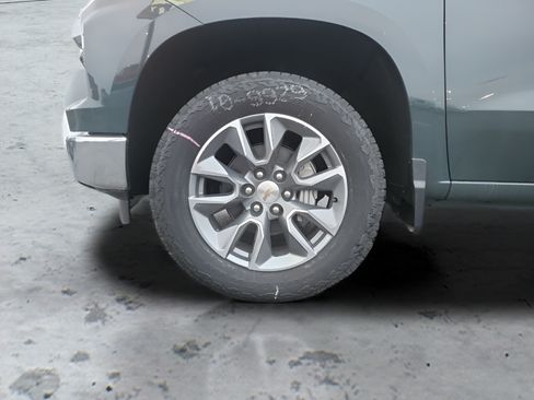 New 2025 Chevrolet Silverado 1500 LT AWD/4WD image 26