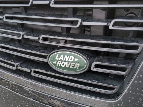 New 2026 Land Rover Range Rover Long Wheelbase SE image 11