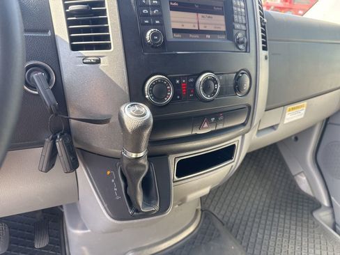 Used 2014 Mercedes-Benz Sprinter 3500 image 15