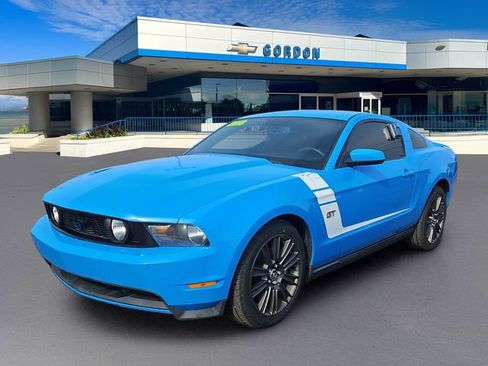 Used 2010 Ford Mustang GT image 1