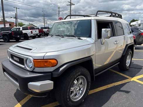 Used 2007 Toyota FJ Cruiser 4WD image 7