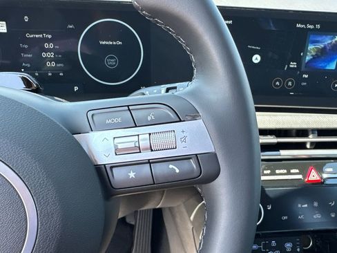 New 2026 Hyundai Tucson SEL image 16