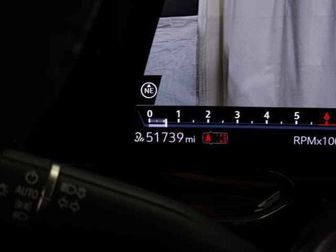 Used 2023 Cadillac Escalade Premium Luxury w/ LPO, Radiant Package image 24