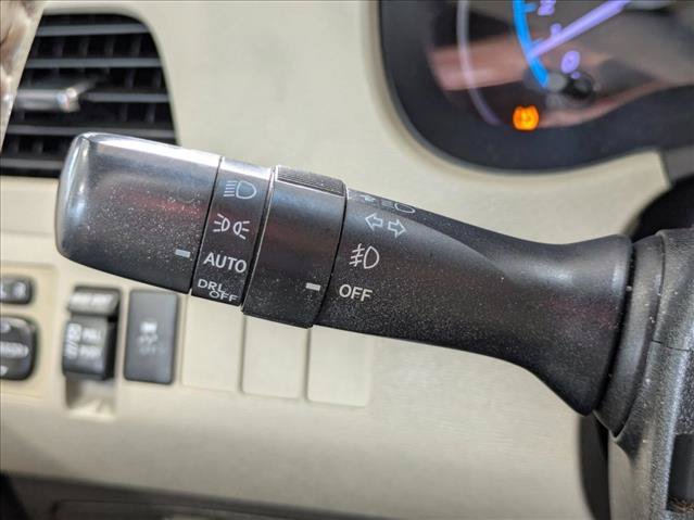 Used 2013 Toyota Sienna XLE FWD image 6