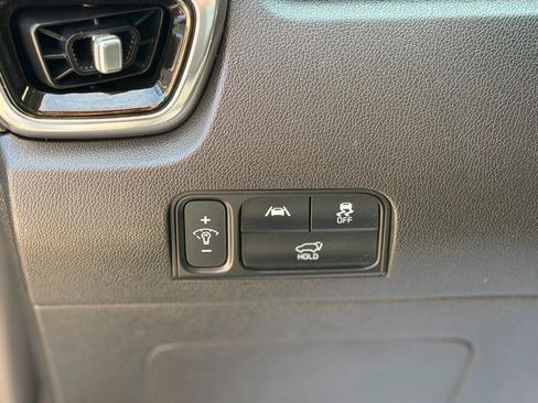 Used 2023 Kia Sorento SX AWD/4WD image 10