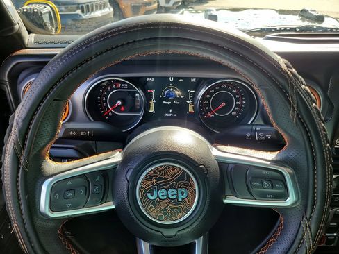 Used 2022 Jeep Gladiator Mojave w/ LED Lighting Group AWD/4WD image 30