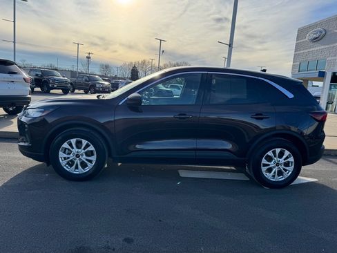 Used 2023 Ford Escape Active image 5