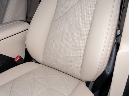 New 2026 BMW iX xDrive45 w/ Premium Package image 18