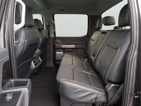 New 2026 Ford F250 Lariat w/ Chrome Package image 6