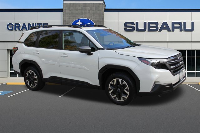 Used 2025 Subaru Forester Premium AWD/4WD image 12