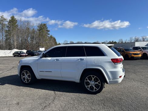 Used 2020 Jeep Grand Cherokee Overland image 5