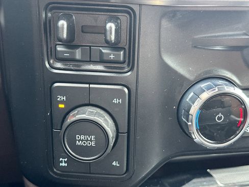 Used 2024 Ford F250 King Ranch w/ Chrome Package AWD/4WD image 31