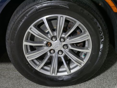 Used 2017 Cadillac XT5 Luxury image 15