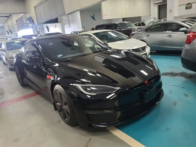 Used 2022 Tesla Model S Plaid AWD/4WD image 2