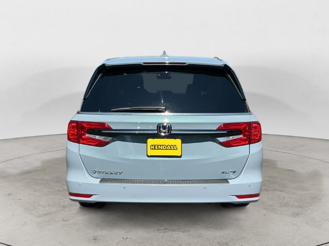 Used 2024 Honda Odyssey Elite image 6