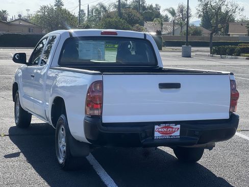 Used 2014 Toyota Tacoma 2WD Access Cab image 5