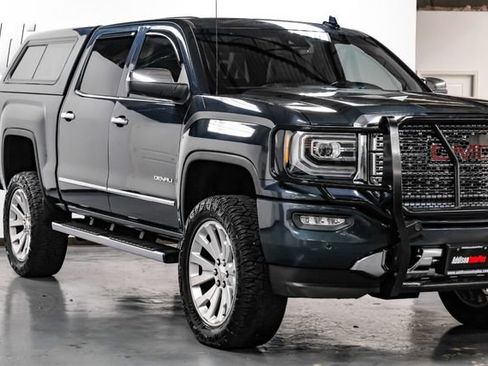 Used 2018 GMC Sierra 1500 Denali AWD/4WD image 5