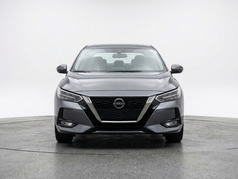 Used 2025 Nissan Sentra S FWD image 2