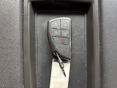 Certified 2025 GMC Sierra 1500 Elevation image 33