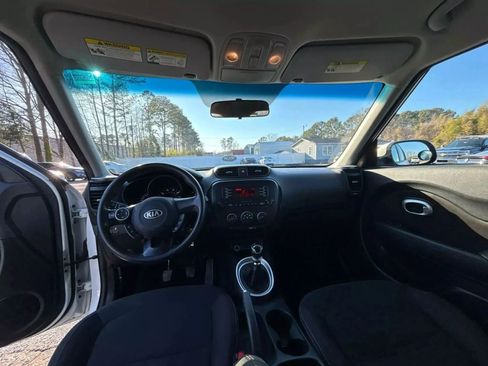 Used 2014 Kia Soul image 19