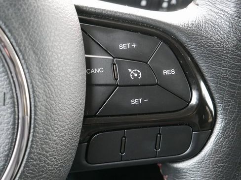 Used 2022 Jeep Renegade Trailhawk w/ Trailer Tow Group image 25