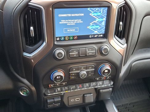 Used 2022 Chevrolet Silverado 3500 High Country w/ Z71 Off-Road Package image 15