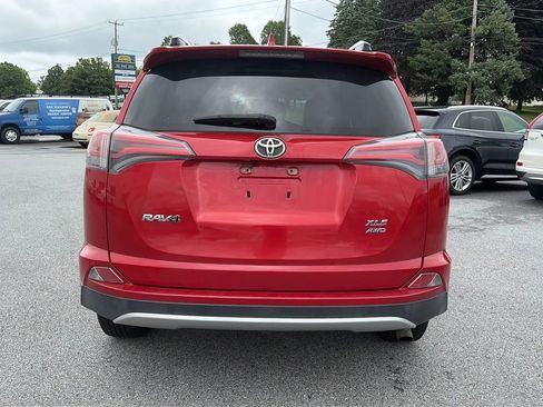 Used 2016 Toyota RAV4 XLE AWD/4WD image 9