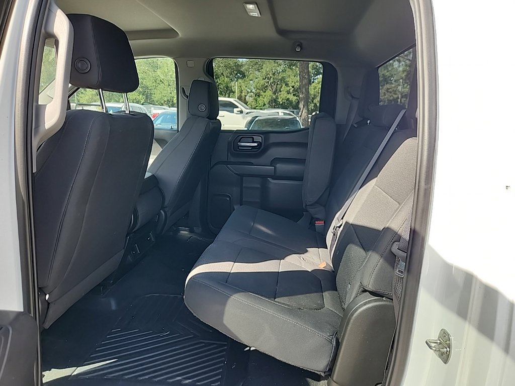 Used 2022 Chevrolet Silverado 1500 Custom RWD image 3