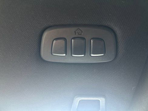 Used 2025 Lincoln Nautilus Reserve AWD/4WD image 59