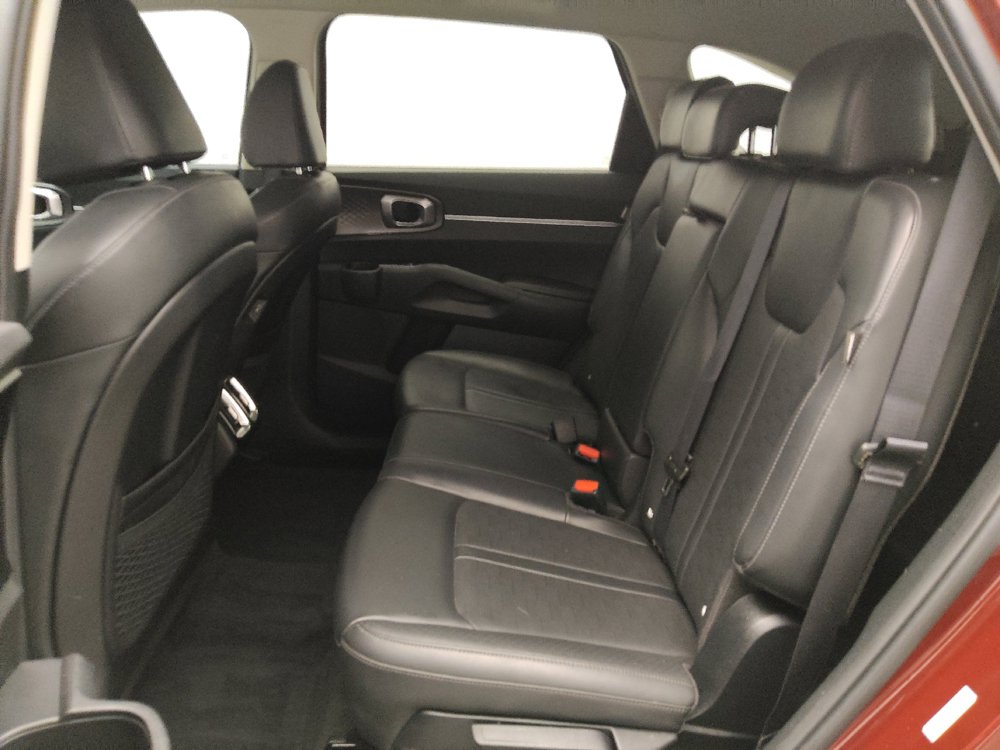 Used 2024 Kia Sorento S FWD image 18