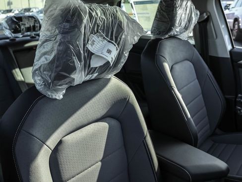 New 2026 Volkswagen Jetta SE image 43