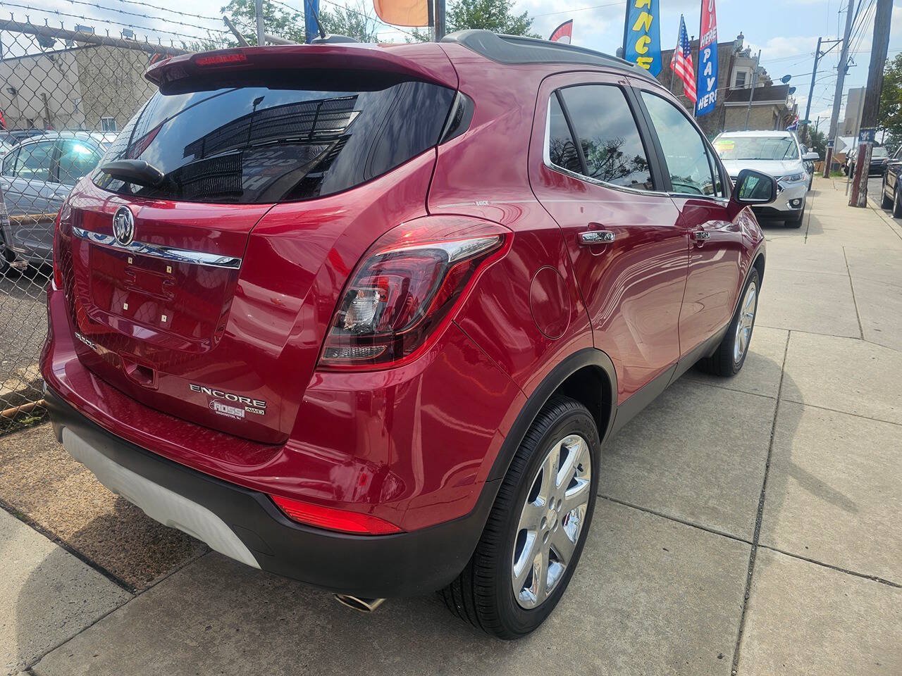 Used 2017 Buick Encore Essence w/ Experience Buick Package AWD/4WD image 5