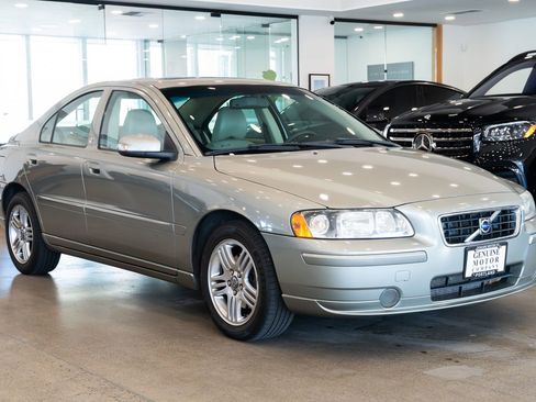 Used 2008 Volvo S60 2.5T image 3