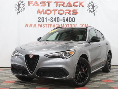 Used 2020 Alfa Romeo Stelvio Sport w/ Quick Order Package 22J Sport AWD/4WD image 1