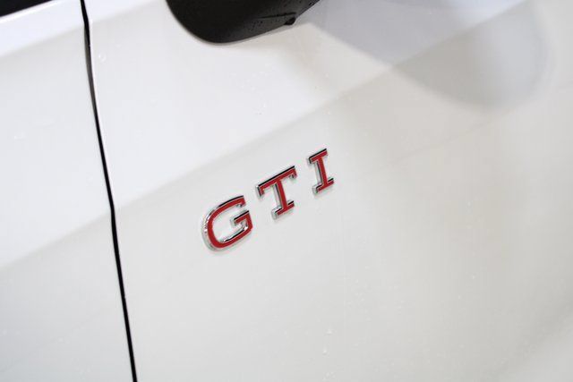 New 2026 Volkswagen GTI SE FWD image 34