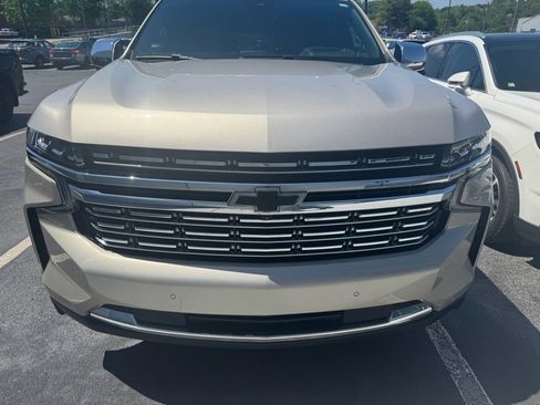 Used 2023 Chevrolet Tahoe Premier w/ Advanced Technology Package AWD/4WD image 2
