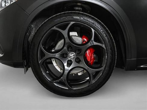 Used 2024 Alfa Romeo Stelvio AWD image 25