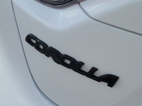Certified 2023 Toyota Corolla LE image 8