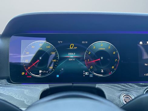 Used 2021 Mercedes-Benz E 350 Sedan image 12