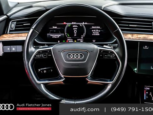 Used 2023 Audi e-tron Premium w/ Convenience Plus Package image 18