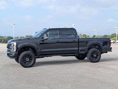 Certified 2023 Ford F250 Lariat w/ Lariat Ultimate Package AWD/4WD image 5